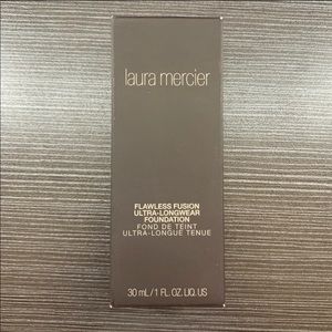 Laura Mercier Flawless Fusion Ultra Longwear